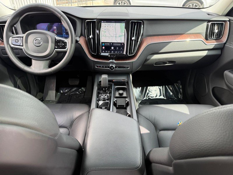 Certified 2024 Volvo XC60 B5 Plus w/ Protection Package Premier AWD/4WD image 12