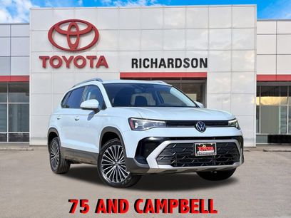Used 2025 Volkswagen Taos SE