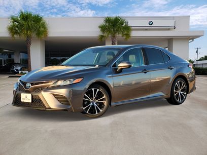 Used 2018 Toyota Camry SE