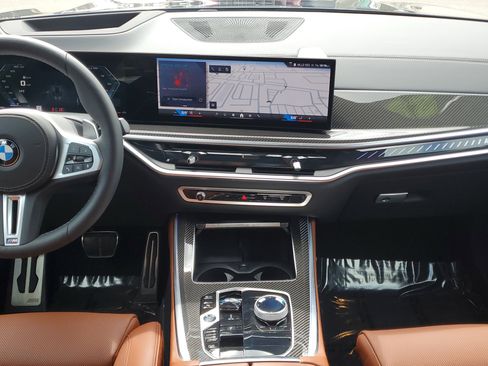 Certified 2025 BMW X5 M60i image 22