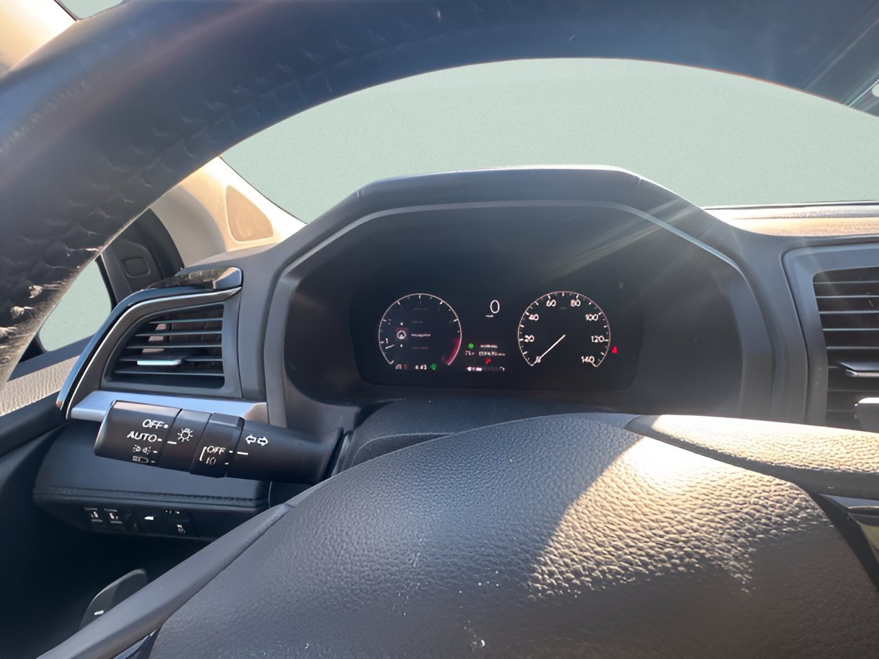 Used 2025 Honda Odyssey Touring image 24