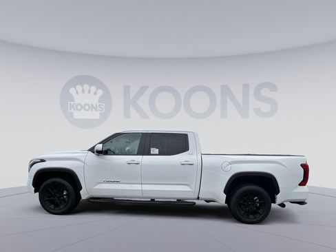 New 2026 Toyota Tundra SR5 image 2