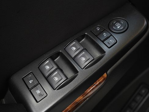 Used 2019 Chevrolet Tahoe Premier w/ Premier Plus Edition image 26