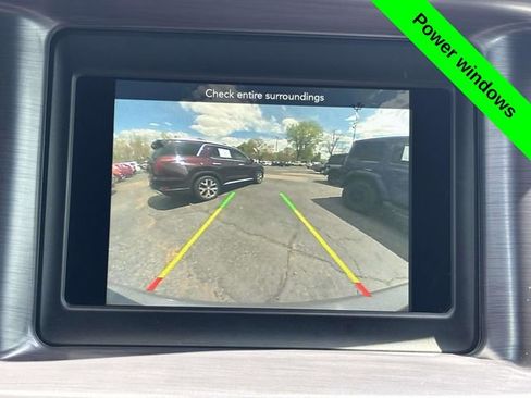 Used 2018 Dodge Charger SXT RWD image 17