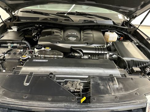 Used 2024 Nissan Armada SL image 37