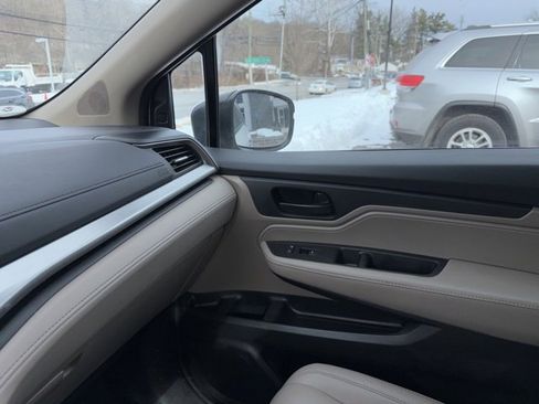 Used 2021 Honda Odyssey EX-L image 5