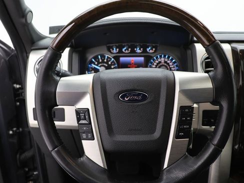 Used 2014 Ford F150 Platinum image 25