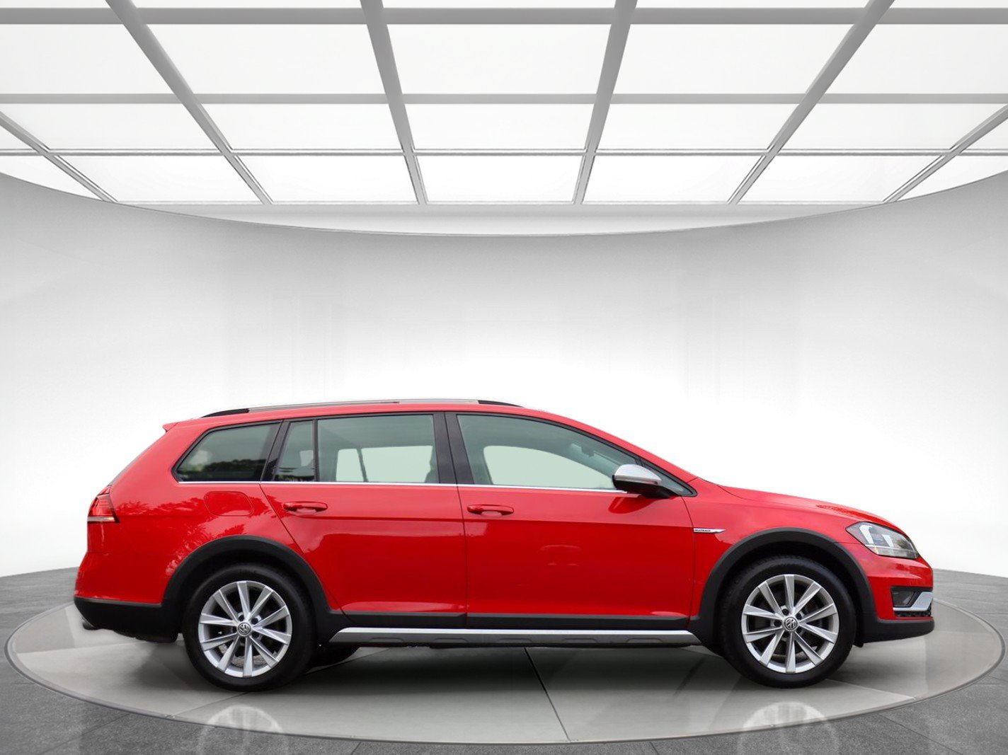 Used 2018 Volkswagen Golf Alltrack SE AWD/4WD image 5