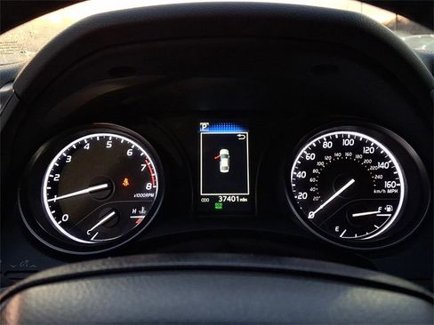 Certified 2024 Toyota Camry SE image 25