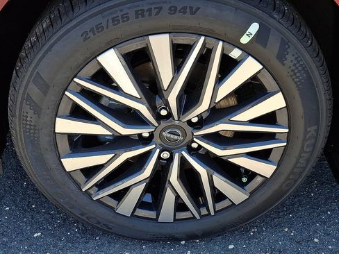 New 2026 Nissan Altima 2.5 SV AWD/4WD image 8