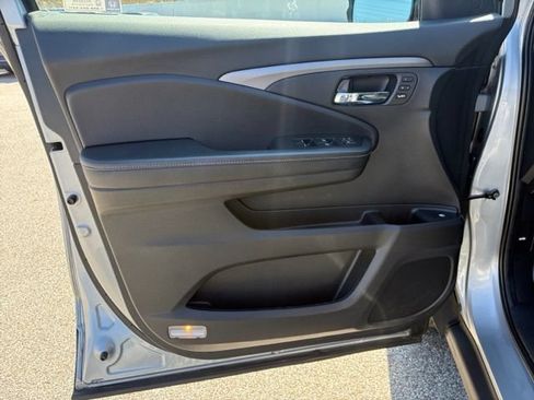 Used 2023 Honda Ridgeline RTL-E image 19