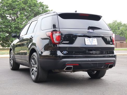 Used 2017 Ford Explorer Sport AWD/4WD image 7