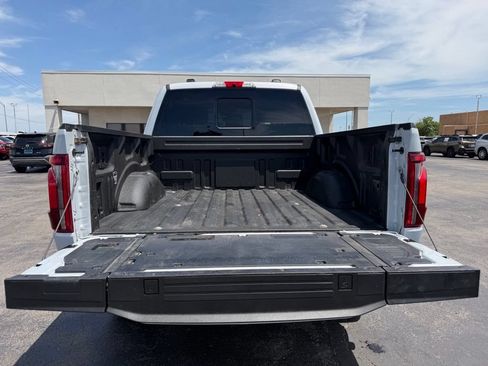 Used 2025 Ford F150 Platinum w/ FX4 Off-Road Package AWD/4WD image 15