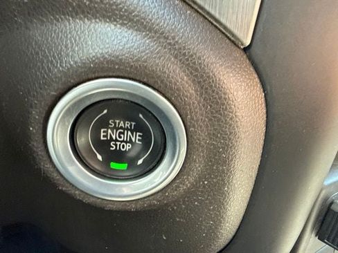 Used 2022 GMC Sierra 2500 Denali w/ Denali Ultimate Package AWD/4WD image 32