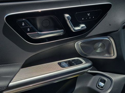 Used 2026 Mercedes-Benz CLE 300 4MATIC Coupe image 8