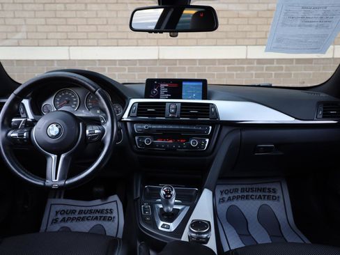 Used 2015 BMW M4 Coupe RWD image 24