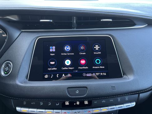 Used 2020 Cadillac XT4 Premium Luxury image 27