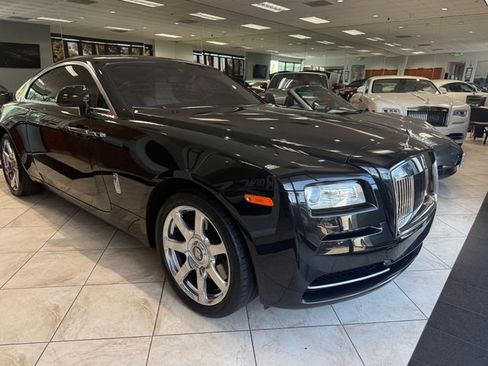 Used 2015 Rolls-Royce Wraith RWD image 3