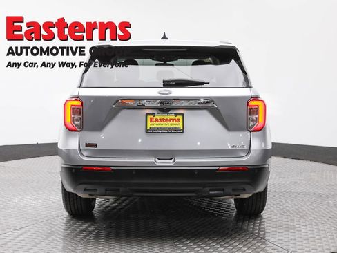 Used 2024 Ford Explorer 4WD image 6