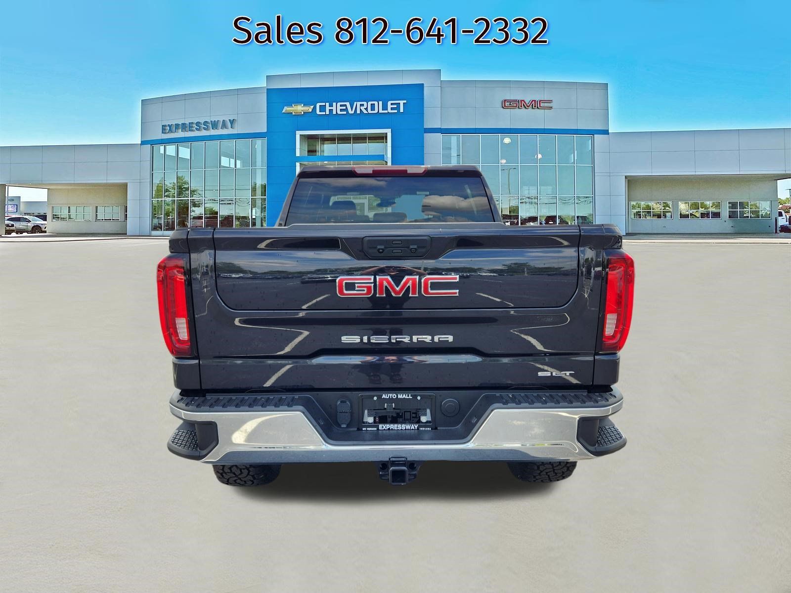 Used 2026 GMC Sierra 1500 SLT AWD/4WD image 6