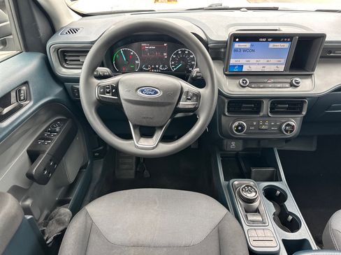 Used 2022 Ford Maverick XL image 7