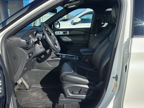Used 2023 Ford Explorer ST w/ Equipment Group 401A image 15