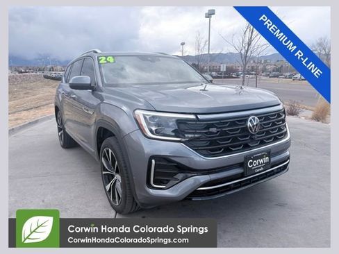 Used 2024 Volkswagen Atlas SEL Premium R-Line image 1