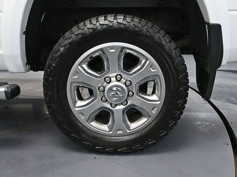 Used 2016 RAM 3500 Big Horn image 16