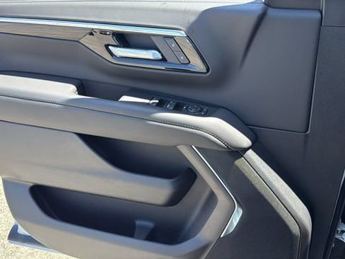 New 2026 Chevrolet Tahoe LS w/ LPO, Dark Essentials Package RWD image 31