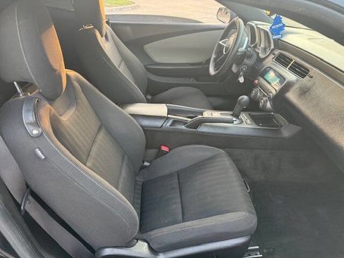 Used 2011 Chevrolet Camaro LS image 15