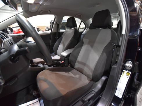 Used 2017 Volkswagen Jetta S FWD image 28