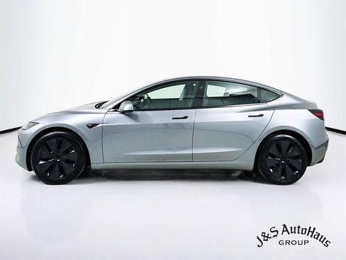 Used 2025 Tesla Model 3 Long Range image 4