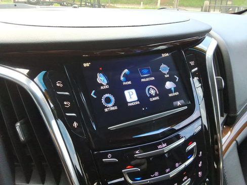 Certified 2016 Cadillac Escalade ESV 2WD image 29