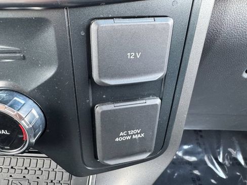 Used 2025 Ford F150 Lariat w/ Equipment Group 502A High AWD/4WD image 30
