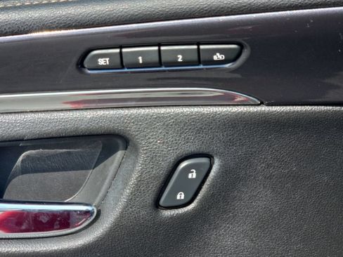 Used 2014 Chevrolet Impala LTZ FWD image 28