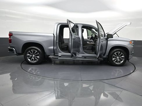 Used 2024 Chevrolet Silverado 1500 LT RWD image 36