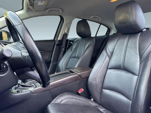 Used 2017 MAZDA MAZDA3 Touring FWD image 5