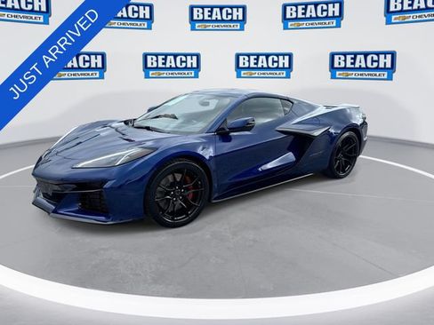New 2027 Chevrolet Corvette Grand Sport w/ Z52 Sport Performance Package RWD image 4