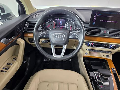 Certified 2023 Audi Q5 2.0T Premium w/ Convenience Package AWD/4WD image 39
