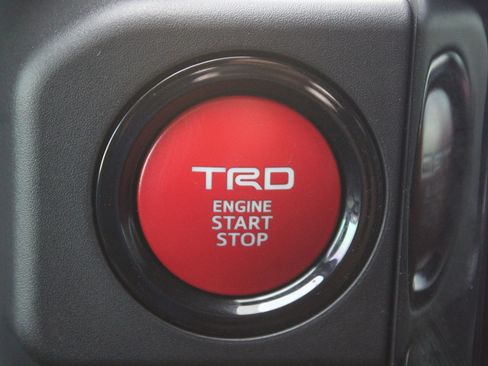 Used 2026 Toyota Tacoma TRD Off-Road w/ TRD Off Road Premium Package AWD/4WD image 28