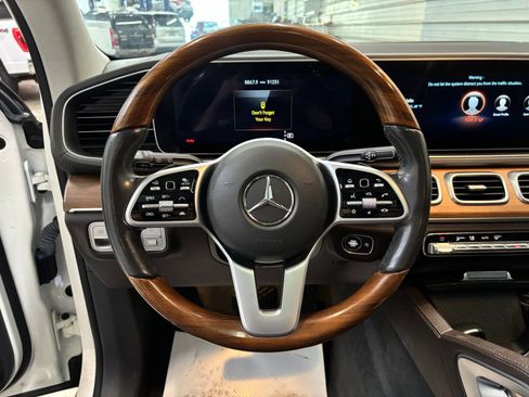 Used 2020 Mercedes-Benz GLS 450 4MATIC image 15