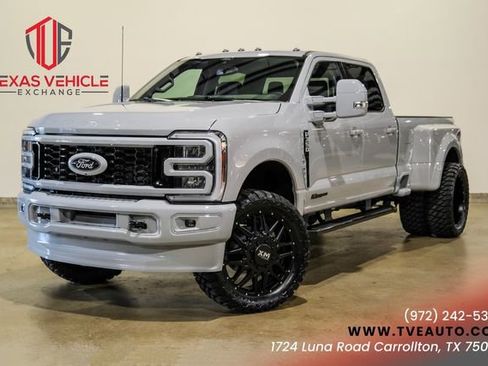 Used 2026 Ford F350 Lariat image 1