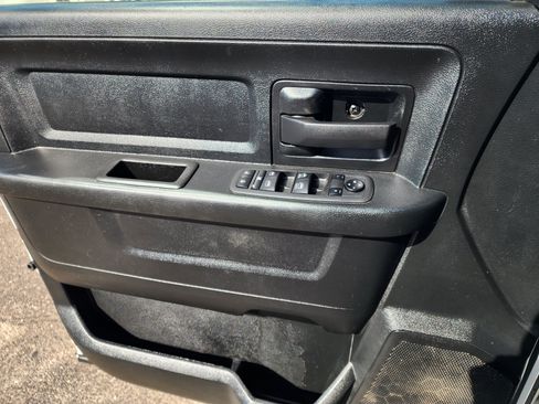 Used 2022 RAM 3500 Tradesman AWD/4WD image 18