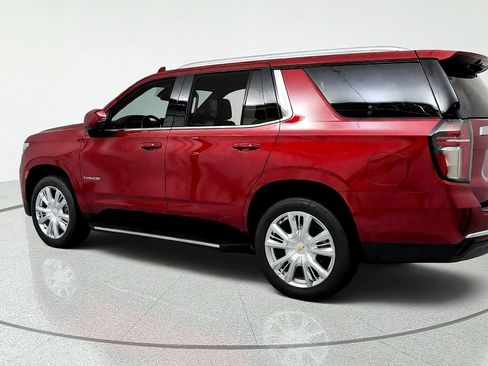 Used 2023 Chevrolet Tahoe LT w/ LT Signature Package AWD/4WD image 3