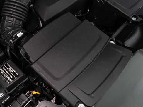 Used 2021 Aston Martin V8 Vantage Roadster RWD image 62