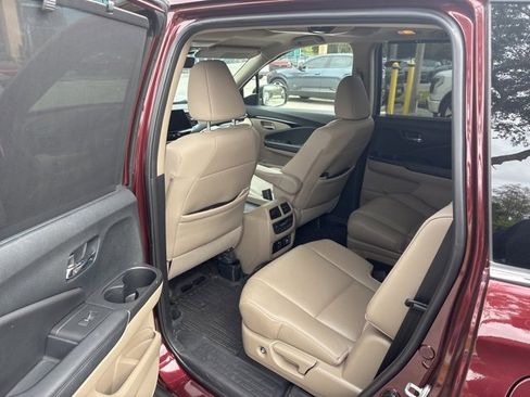 Used 2022 Honda Pilot Elite image 13
