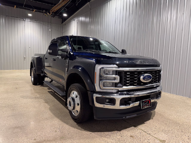 Used 2023 Ford F450 Lariat w/ Lariat Ultimate Package AWD/4WD image 4