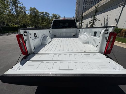 Used 2023 Ford F350 XLT w/ FX4 Off-Road Package AWD/4WD image 34