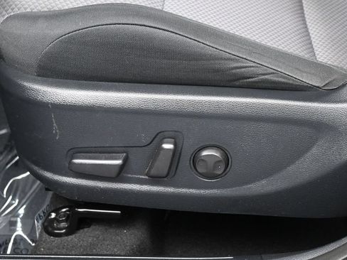 Used 2024 Kia Soul S FWD image 12