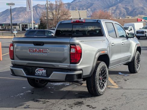 New 2026 GMC Canyon Elevation w/ Convenience Package image 3